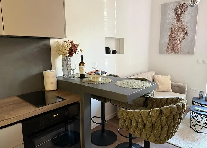 Castanea, Lovran, Opatija Riviera *