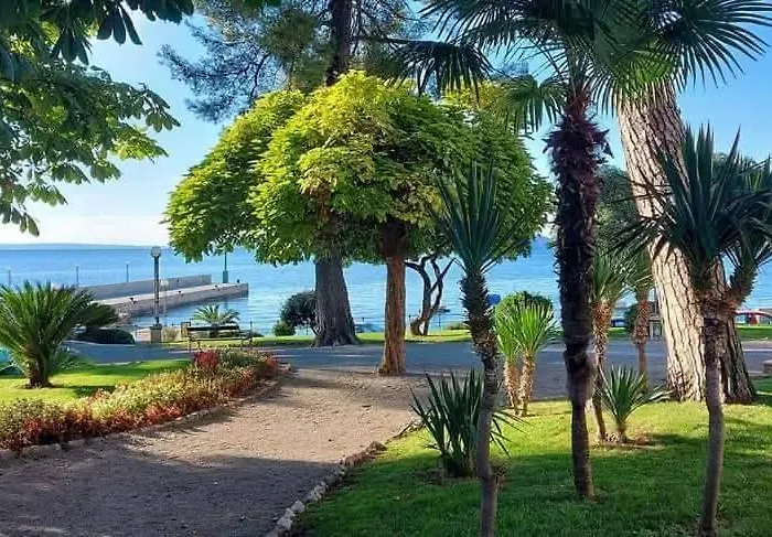 Castanea, Lovran, Opatija Riviera Apartment Lovran